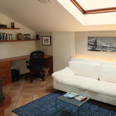 Bright Penthouse Close To Center With Terrace And Lake View Lecco Dış mekan fotoğraf