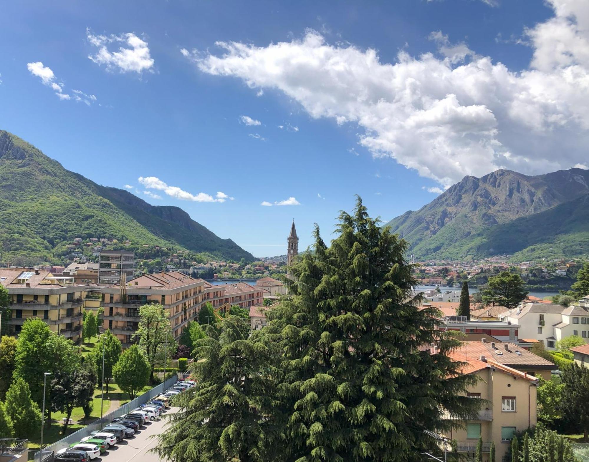 Bright Penthouse Close To Center With Terrace And Lake View Lecco Dış mekan fotoğraf